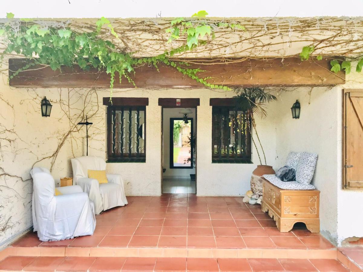 Casa Mediterranea Con Gran Jardin Y Piscina A 500 M De La Playa Roda de Bará エクステリア 写真