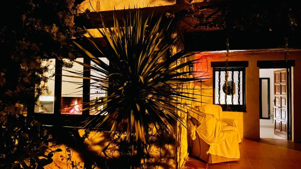 Casa Mediterranea Con Gran Jardin Y Piscina A 500 M De La Playa Roda de Bará エクステリア 写真