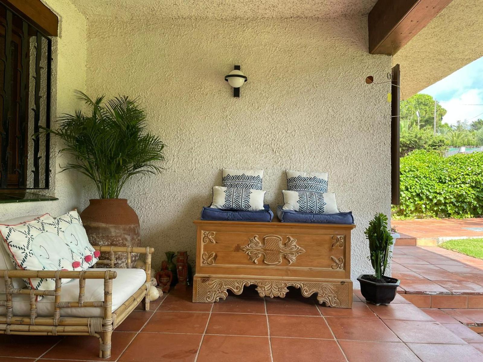 Casa Mediterranea Con Gran Jardin Y Piscina A 500 M De La Playa Roda de Bará エクステリア 写真